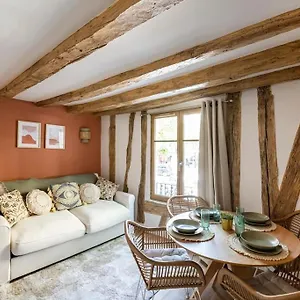 Le Nid Apartment